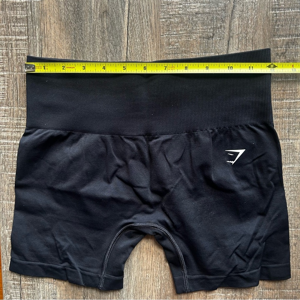 Gymshark Bike Shorts - Picture 5 of 7